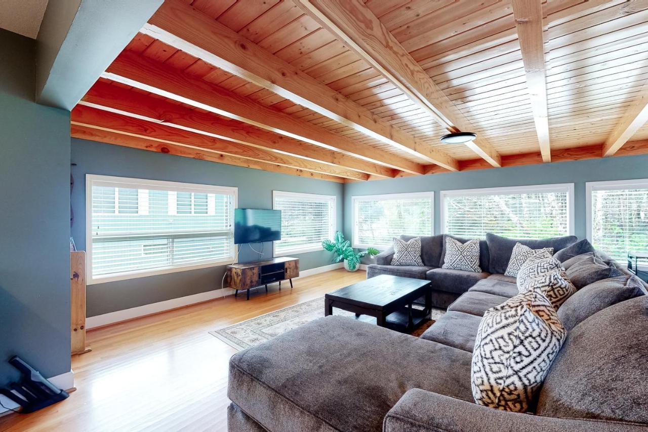 Rocky Beach House By The Cove Seaside Exteriör bild